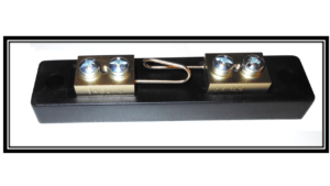 Shunt 3A 60mV Nebenwiderstand 3A 60mV Nebenwiderstande 3A 60mV Dérivateur 3A 60mV Derivatore di corrente 3A 60mV Derivador (shunt) de corriente continua 3 A 60 mV Derivador amperímetro 3A 60mV Shunt3A60mV Current Shunt Resistors 3A 60mV Résistance de shunt 3A 60mV RU-DA SHUNT ITALY RU-DA SHUNT ITALIA RU-DA SHUNT EUROPA RU-DA SHUNT EUROPE SHUNTITALIA SHUNTITALY SHUNTEUROPE SHUNT EUROPA DIN 43703 DIN43703 RU-DA società italiana resistor de shunt